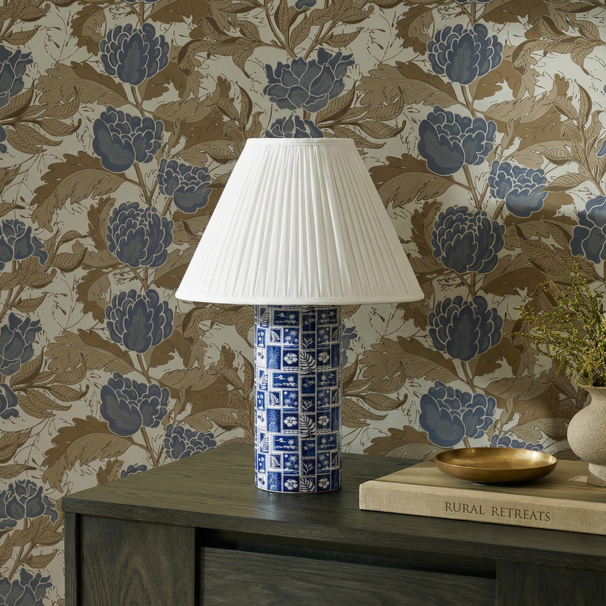 TOV Stamp Blue Pleated Table Lamp