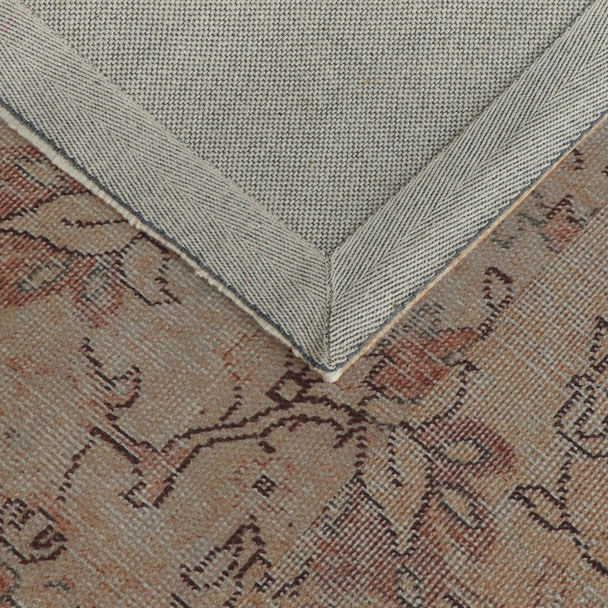 TOV Eden 7'9" x 10' Area Rug