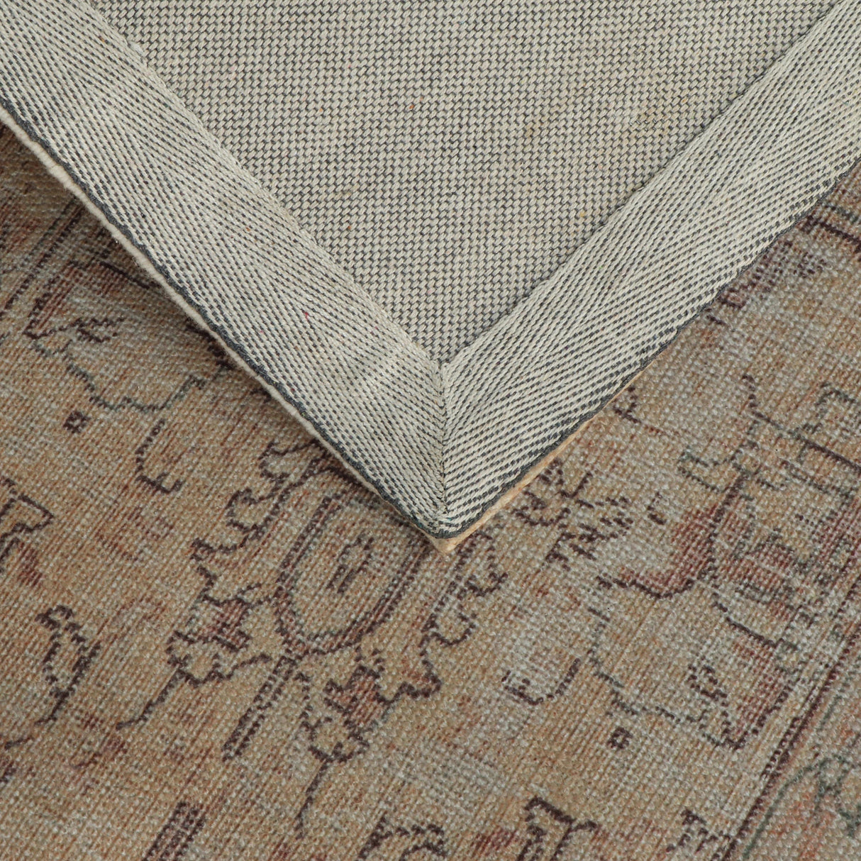 TOV Eden 2'6" x 8' Area Rug