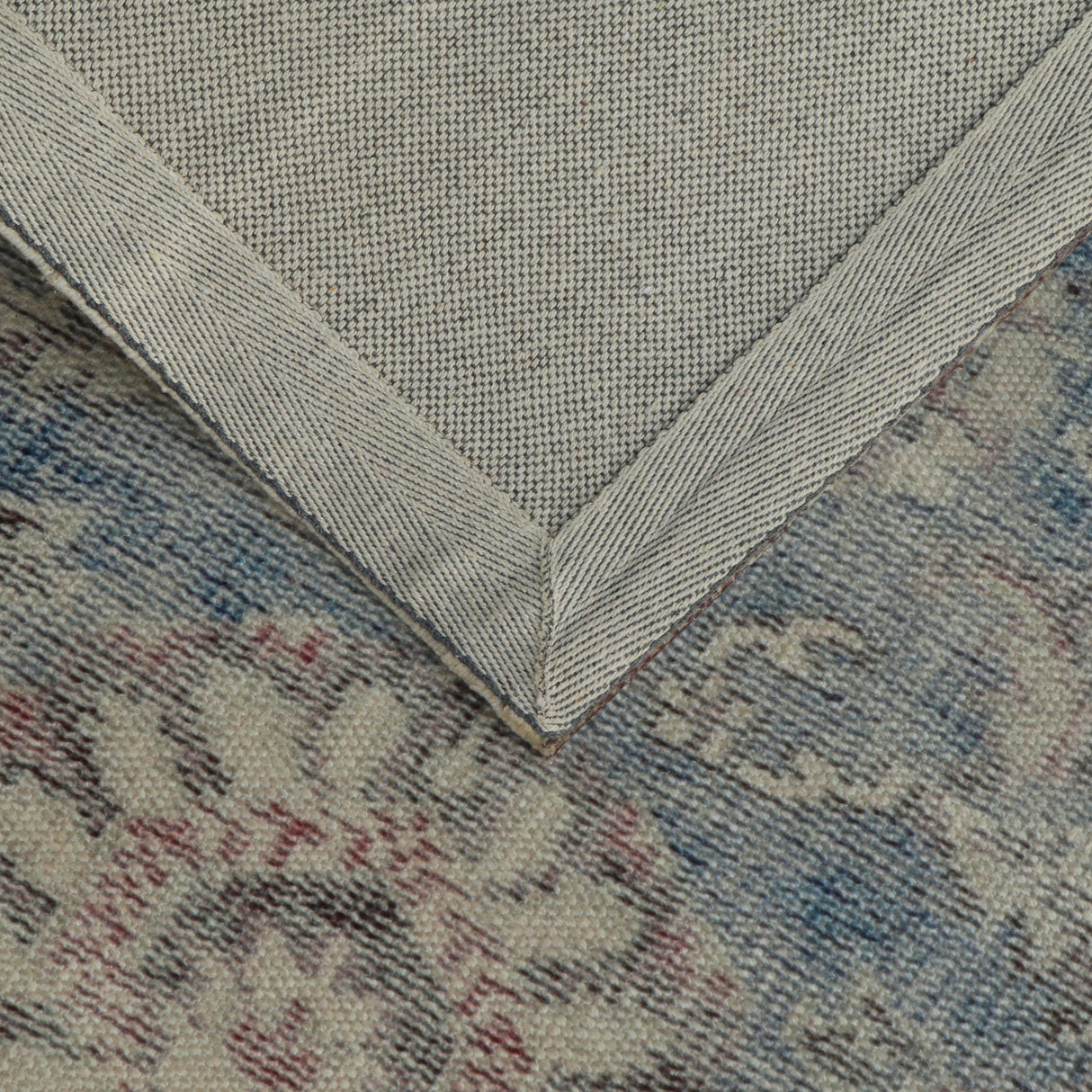 TOV Adah Area Rug 2'6" x 8'