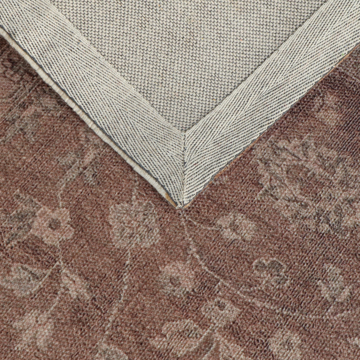 TOV Lior 5' x 7' Area Rug