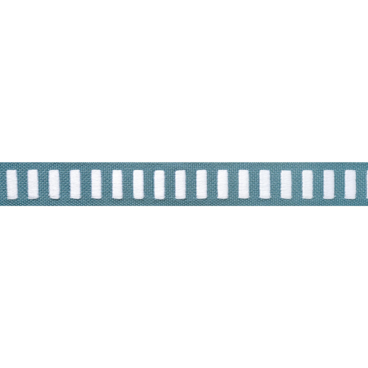 Thibaut Dash Tape White On Ocean Trim