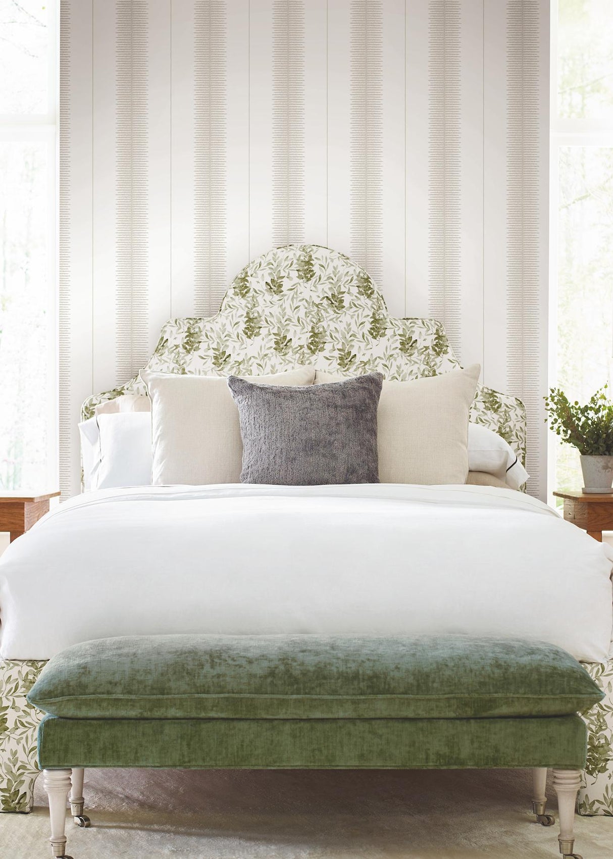 Kravet DESIGN W4407 11 Wallpaper