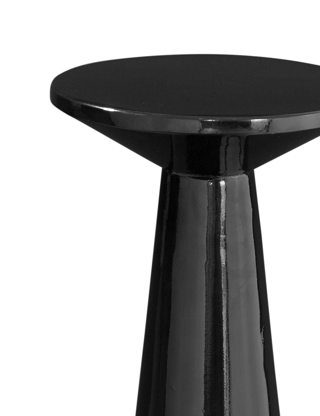 Bassett Black Yorick Scatter Table