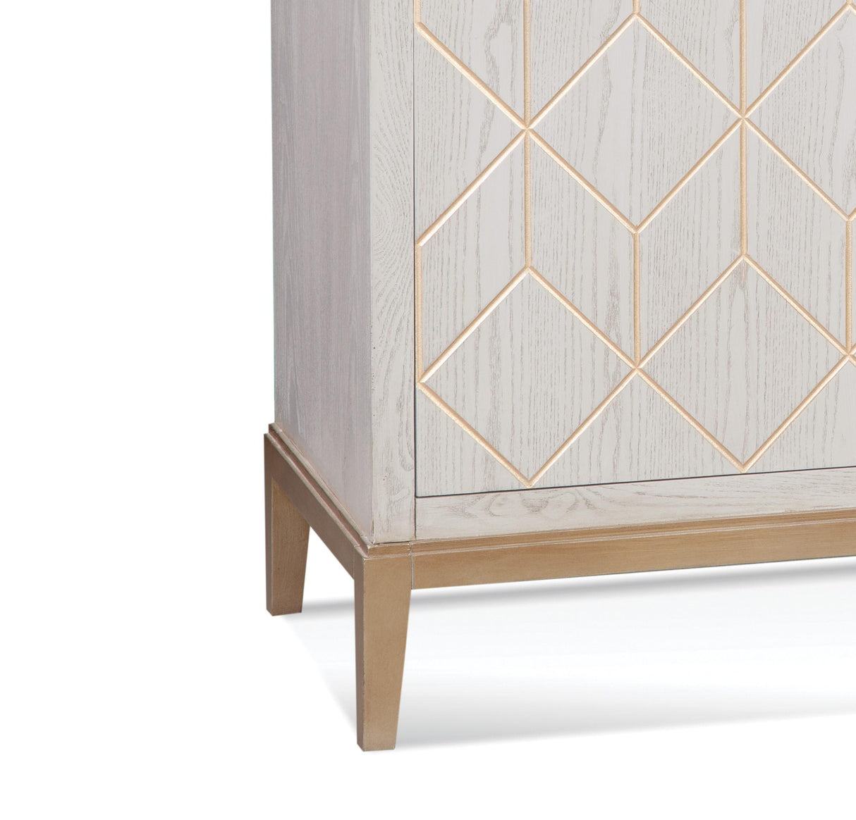 Bassett White Perrine White Bar Cabinet