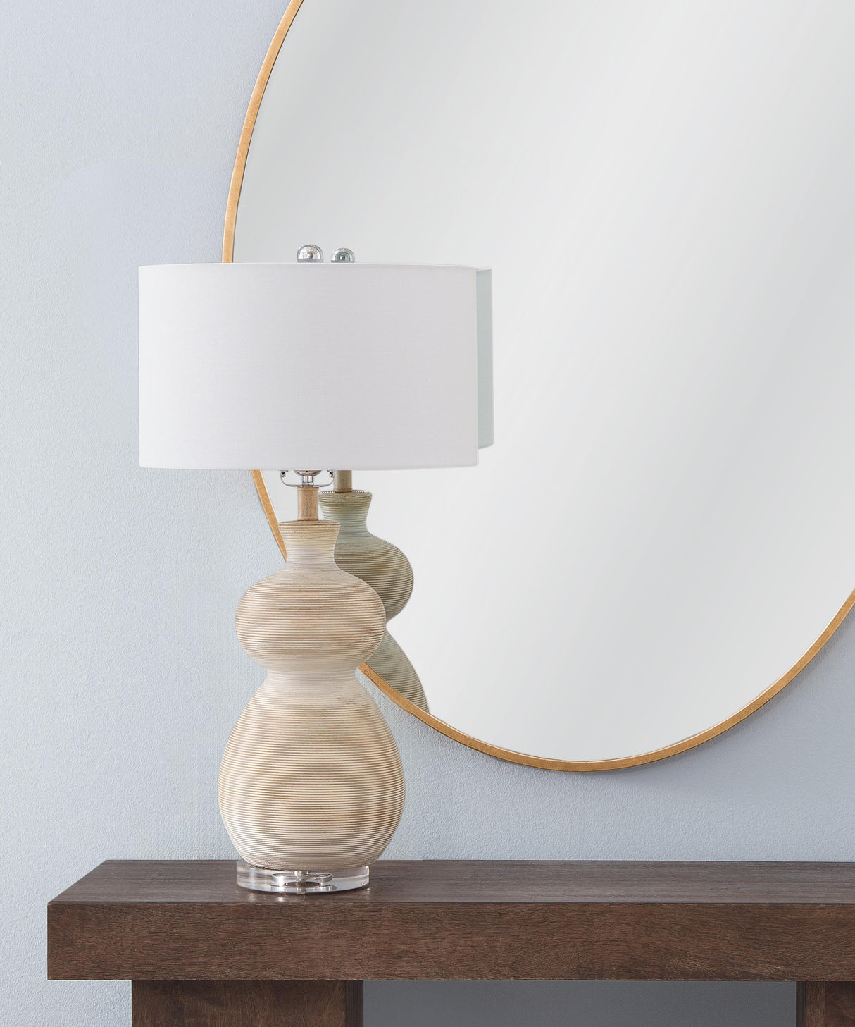 Bassett White Sandy Table Lamp