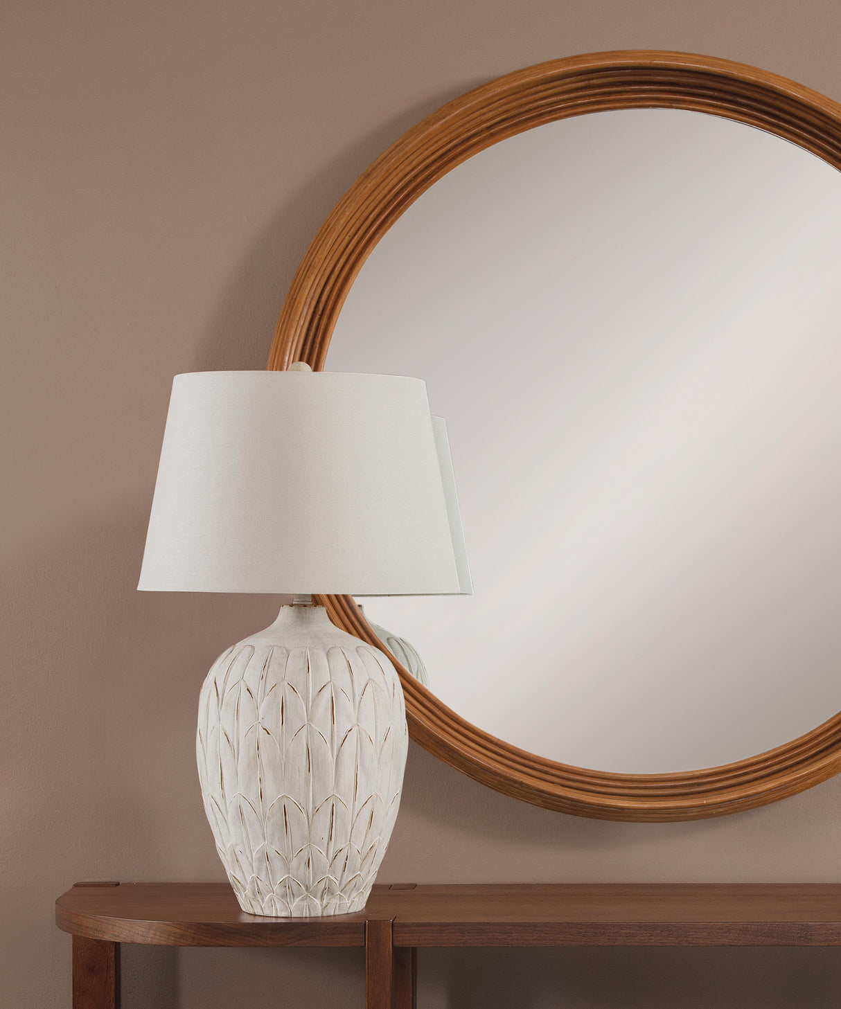 Bassett Cream Deveron Table Lamp
