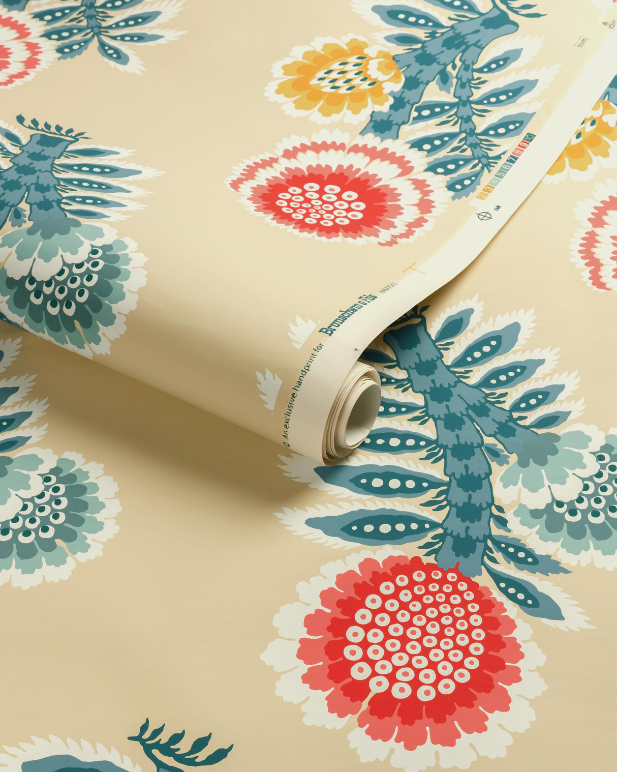 Brunschwig & Fils KUMALY RED/BLUE Wallpaper