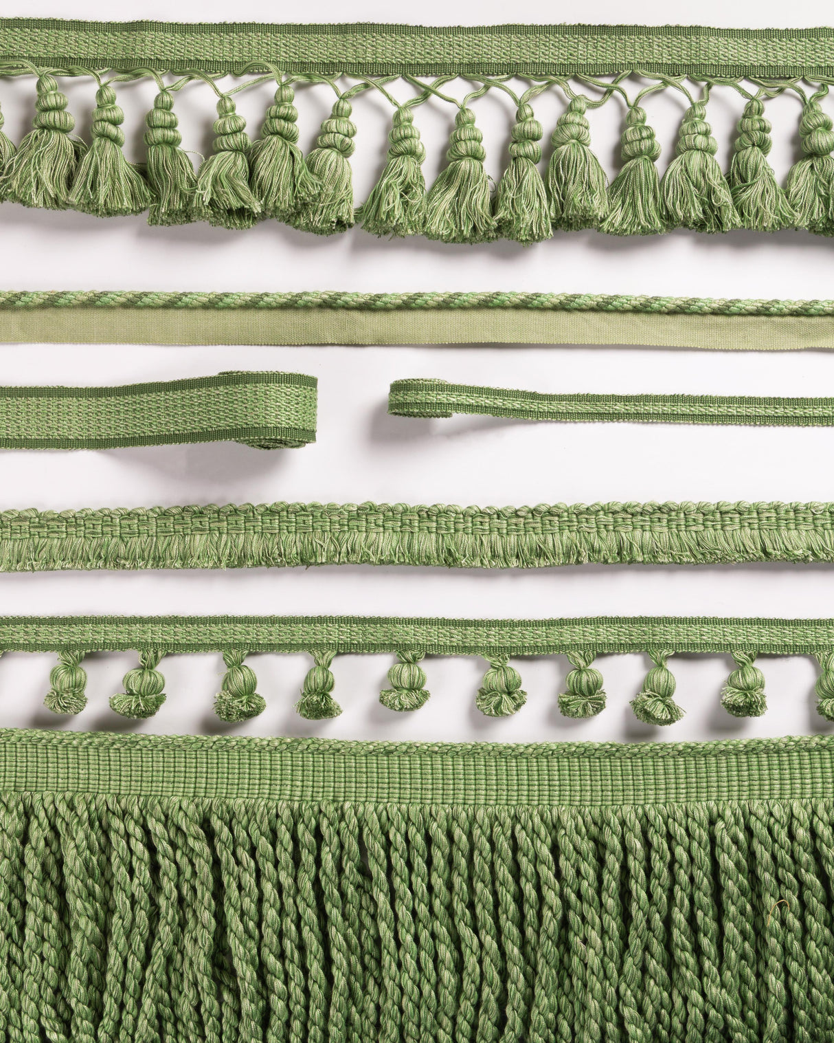 Brunschwig & Fils MONTCEL POM FRINGE GREEN Trim