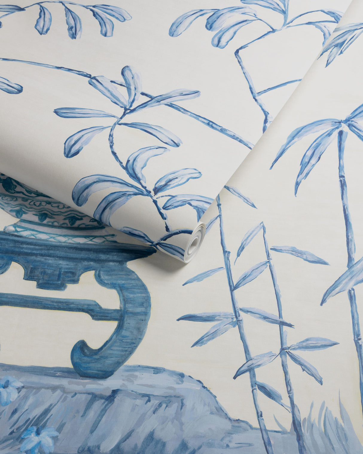 Brunschwig & Fils JARDIN YILI MURAL DELFT Wallpaper