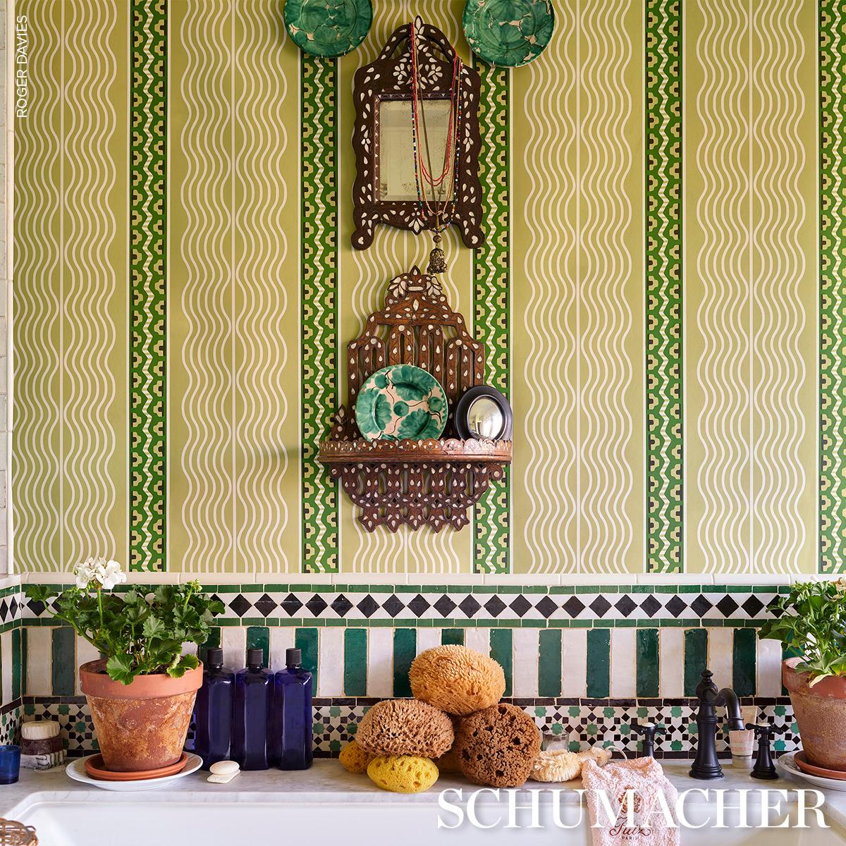 Schumacher Crème Anglaise Juniper Green Wallpaper
