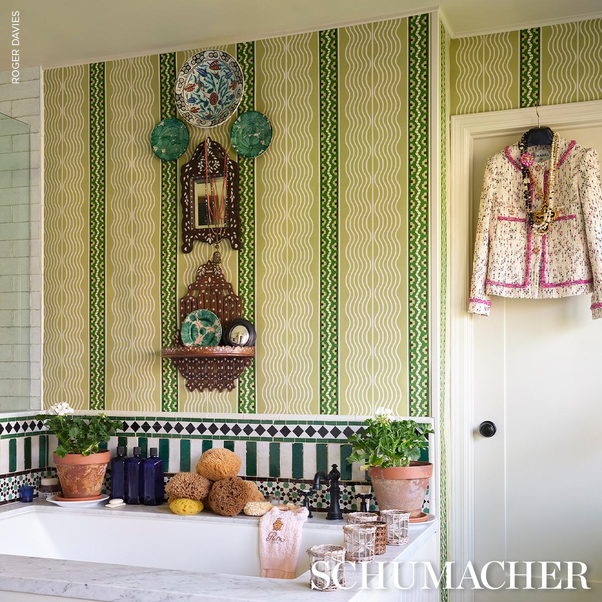 Schumacher Crème Anglaise Juniper Green Wallpaper