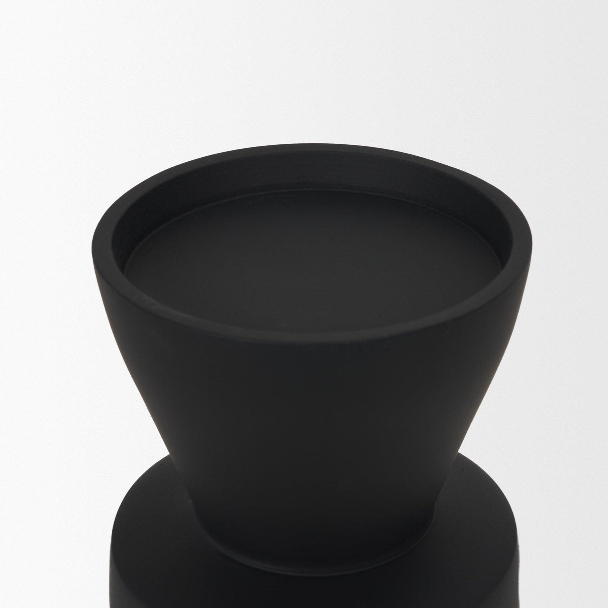 Mercana Odilia Small Smooth Matte Black Metal Geometric Pillar Candle Holder