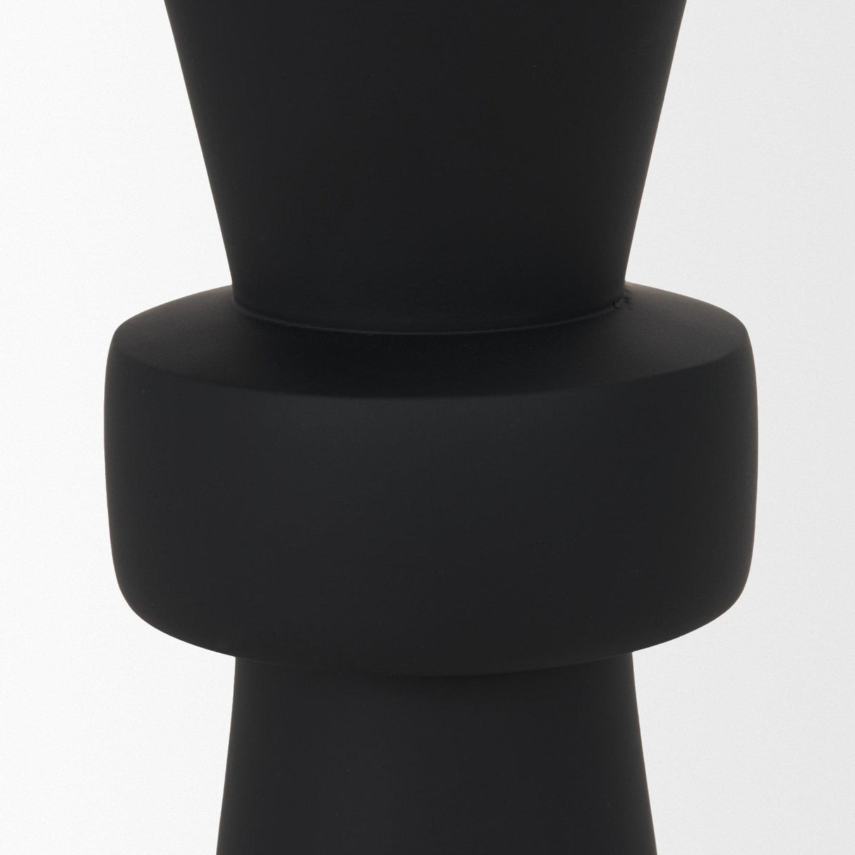 Mercana Odilia Large Smooth Matte Black Metal Geometric Pillar Candle Holder