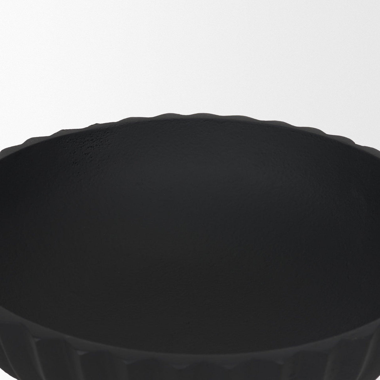 Mercana Ciaran Smooth Fluted Matte Black Metal Decorative Bowl