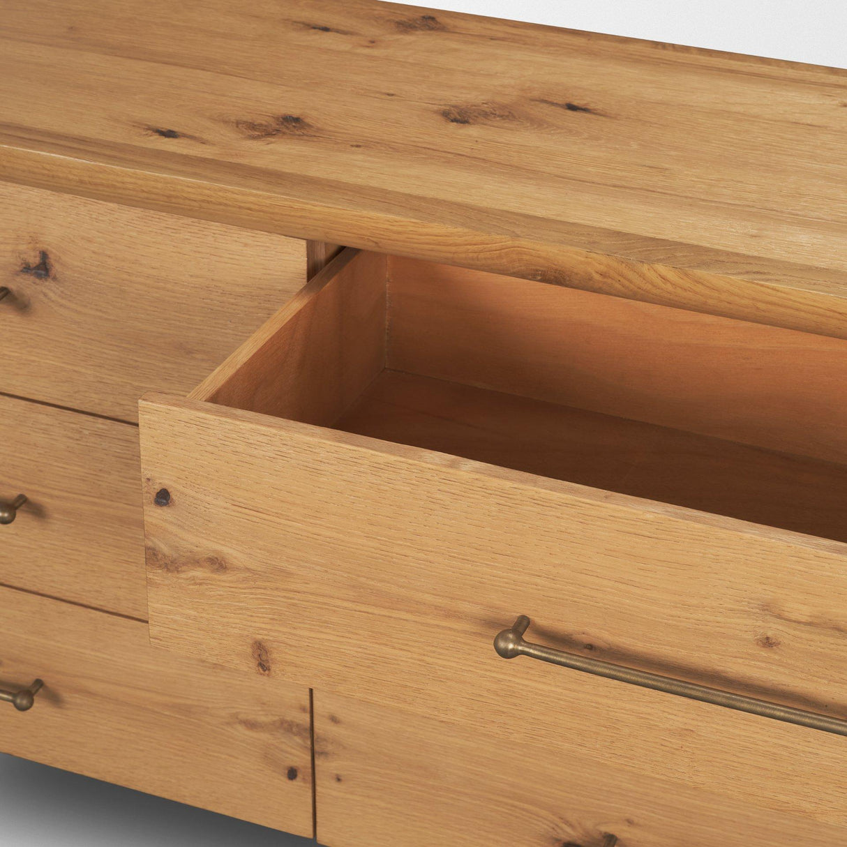 Mercana Belford 6-Drawer Light Brown Oak Wood Dresser