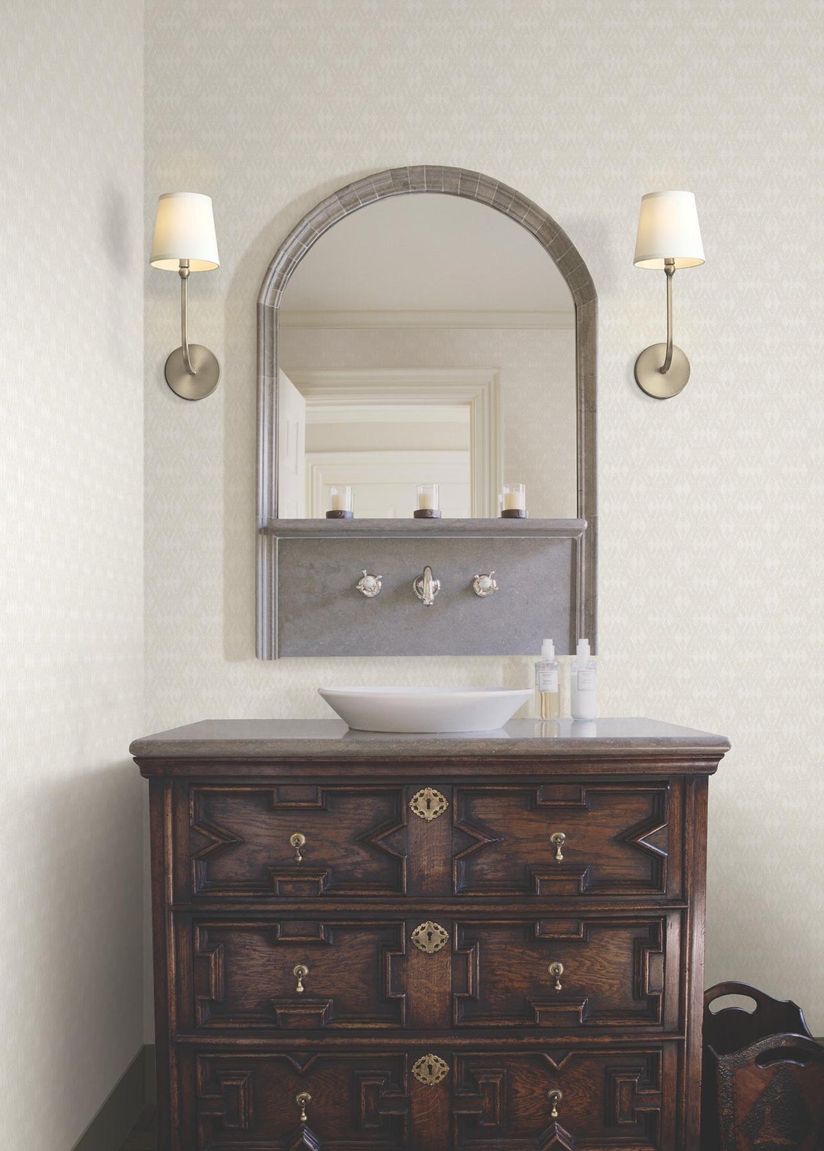 Ronald Redding Designs Radcliffe Beige Diamond Motif Wallpaper