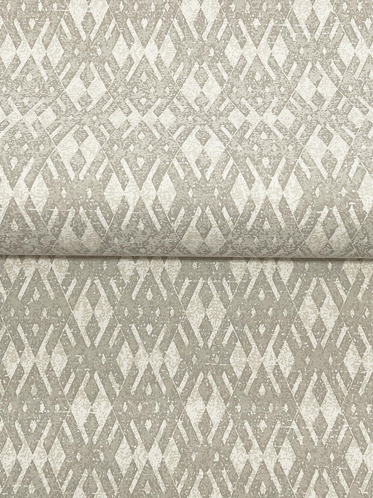 Ronald Redding Designs Radcliffe Taupe Diamond Motif Wallpaper
