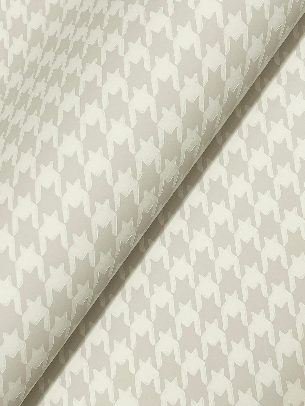 Ronald Redding Designs Watson Light Grey Houndstooth Wallpaper