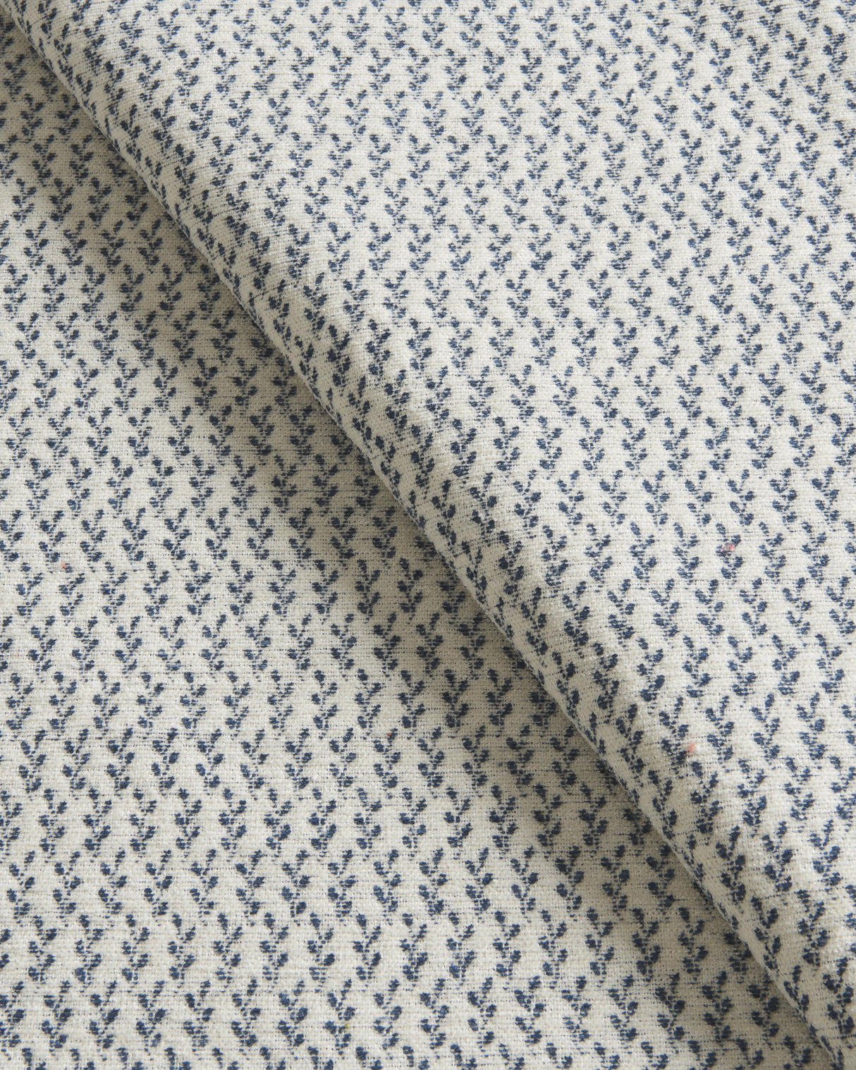 Brunschwig & Fils ENTREMONT WEAVE NAVY Upholstery Fabric