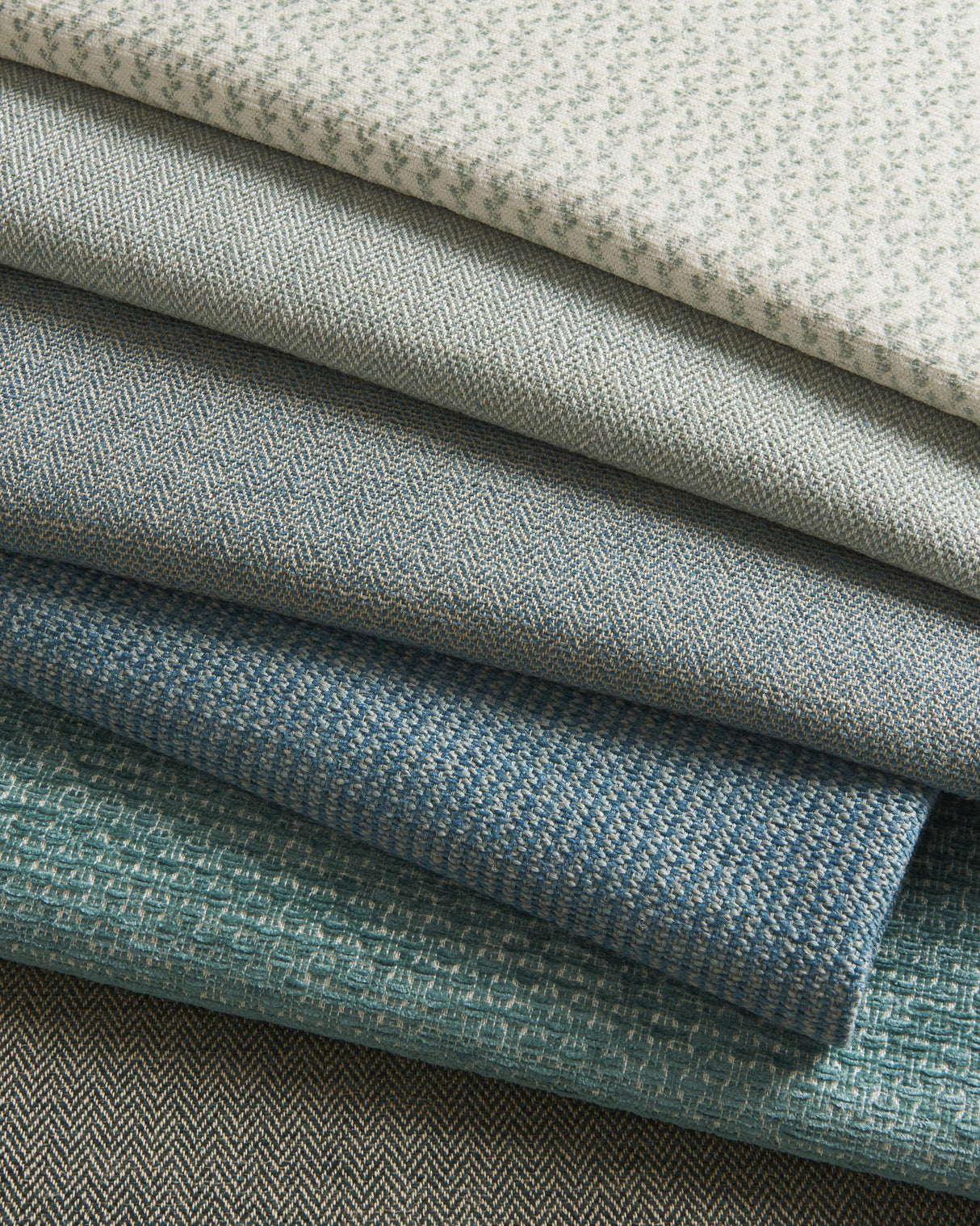 Brunschwig & Fils CHALAIS TEXTURE AQUA Upholstery Fabric