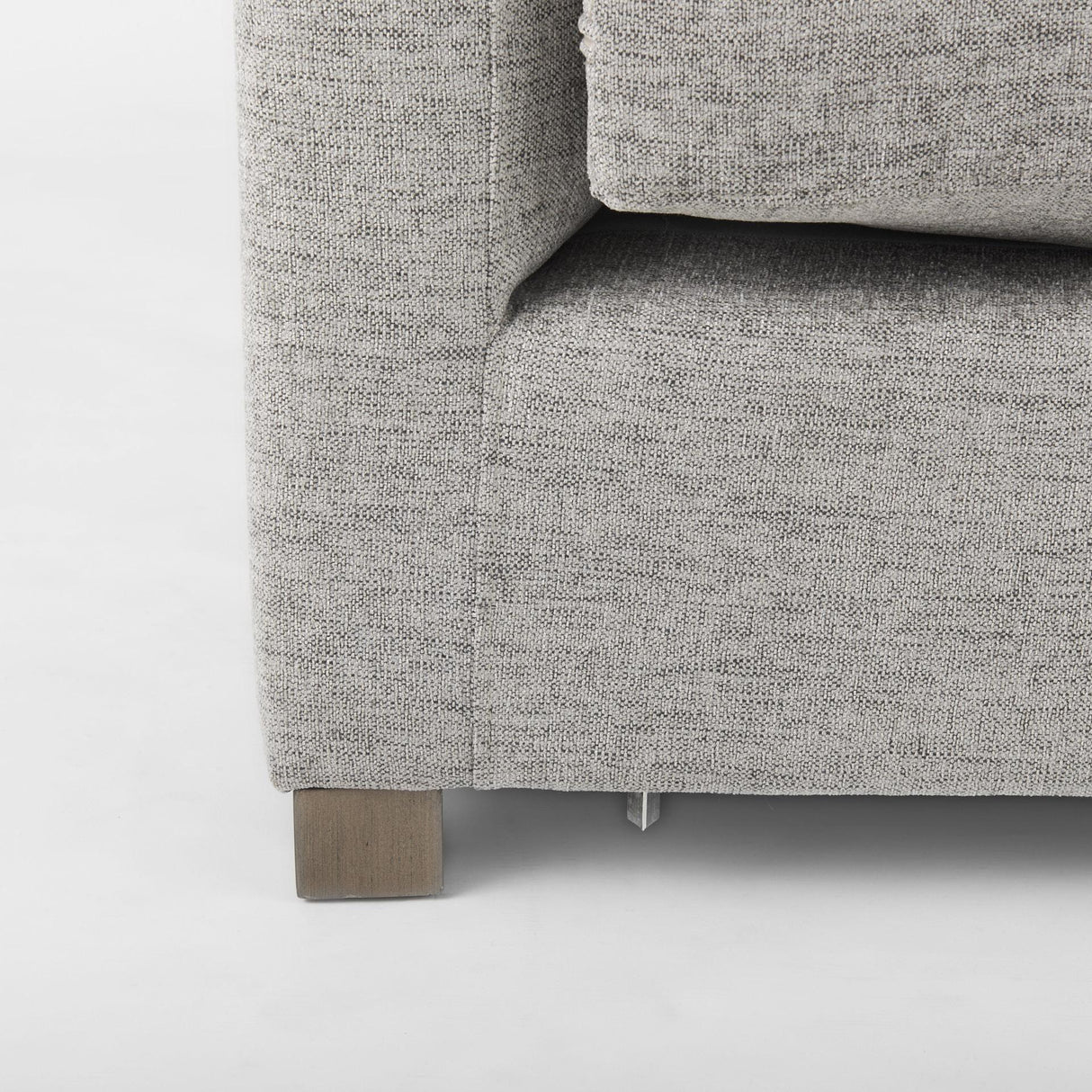 Mercana Valence 37.8L x 38.6W x 28.3H Medium Gray Corner Sectional Piece