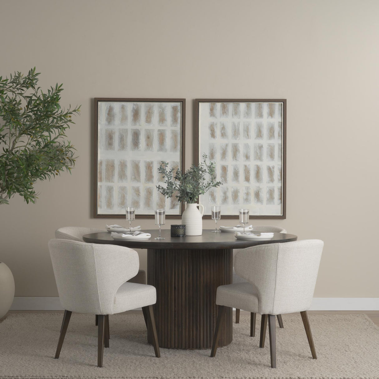 Mercana Terra Fluted Dining Table - 4 Niles Chairs