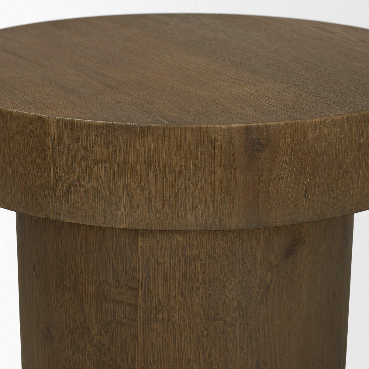 Mercana Lyonne Round Medium Brown Oak Wood Pedestal Side Tables