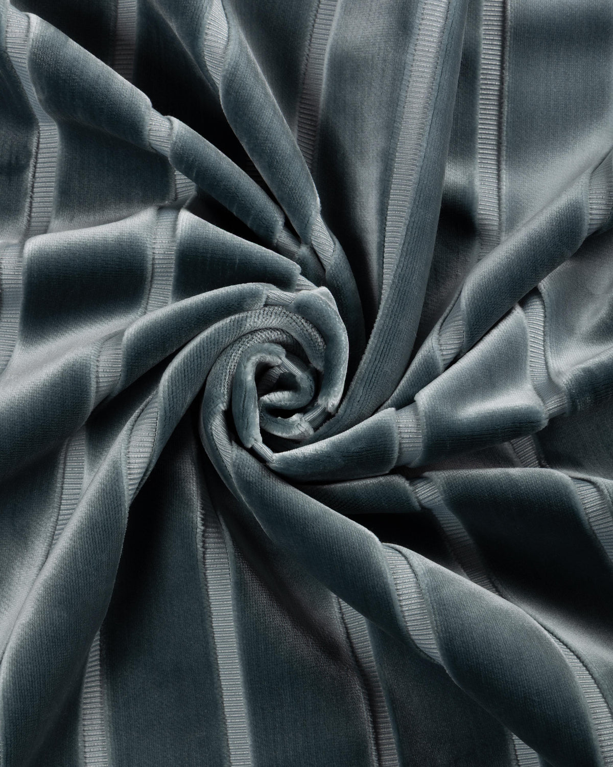 Kravet DESIGN 37722 15 Upholstery Fabric