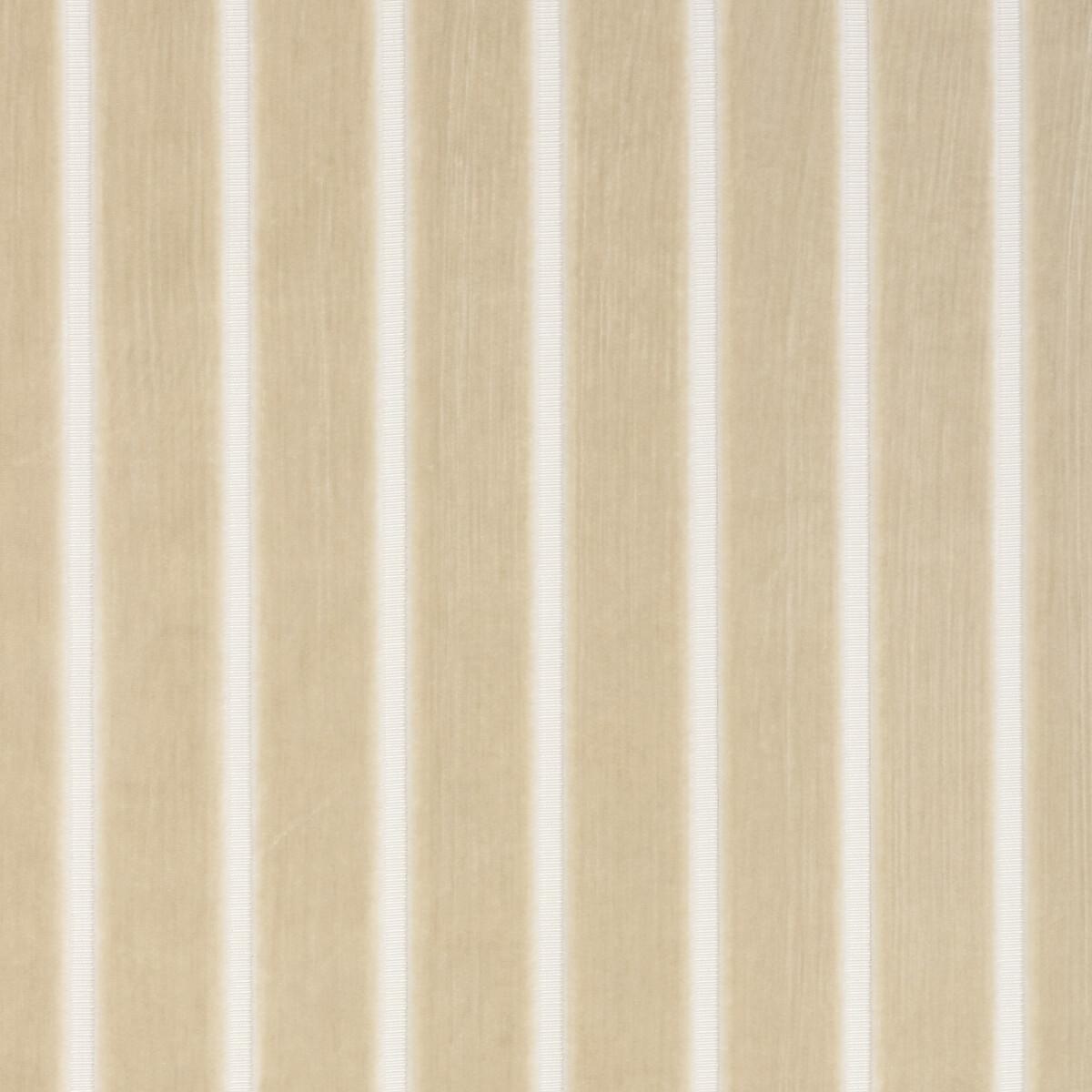 Kravet DESIGN 37722 16 Upholstery Fabric