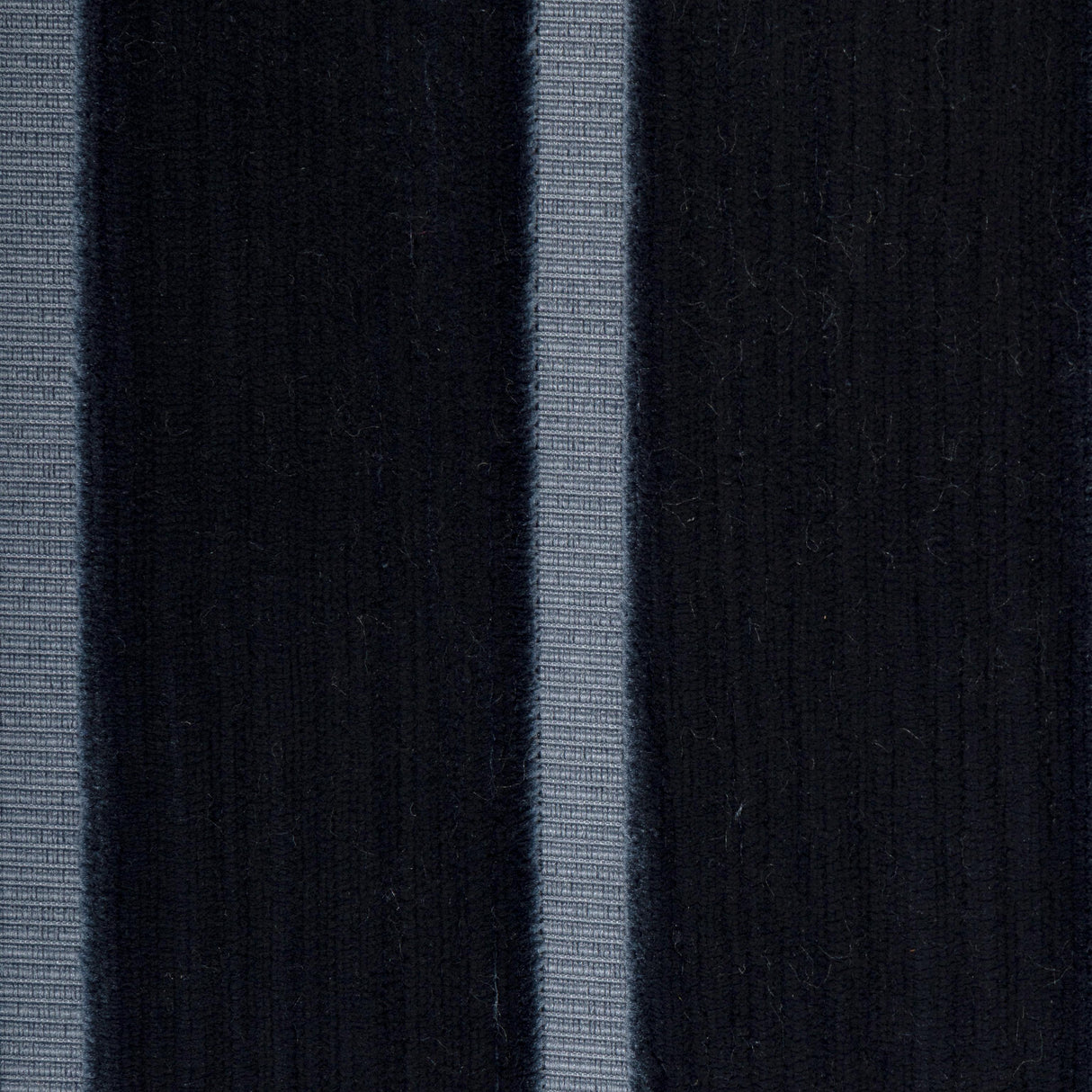 Kravet DESIGN 37722 50 Upholstery Fabric