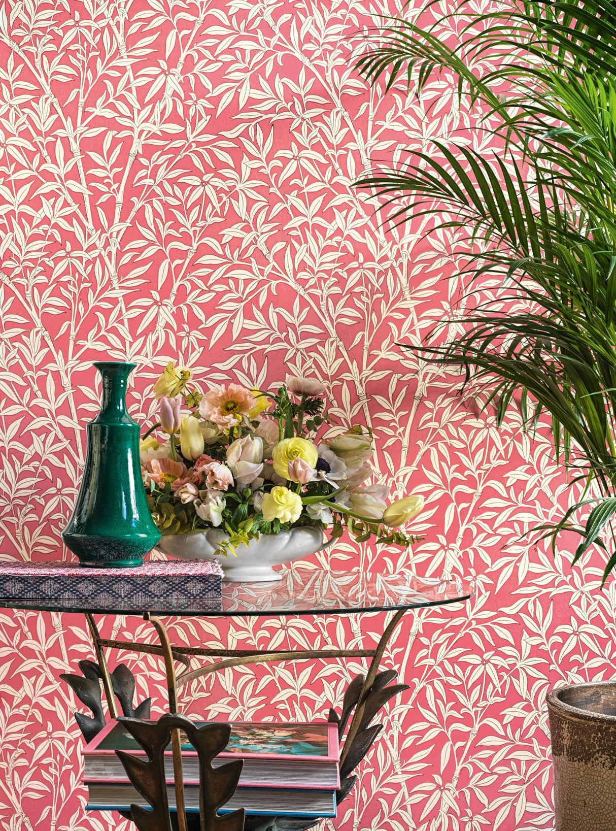 Cole & Son BAMBOO FOREST CHALK/ROUGE Wallpaper