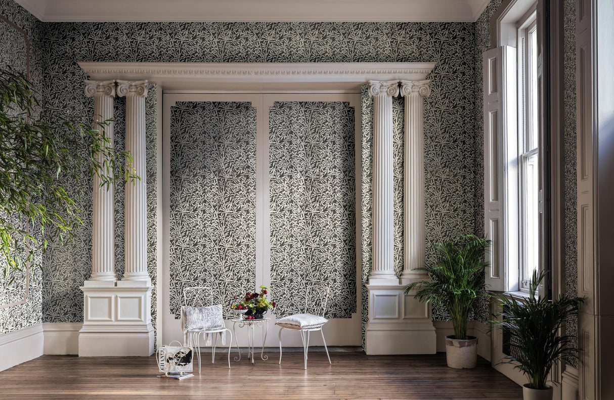 Cole & Son BAMBOO FOREST SNOW ON SOOT Wallpaper