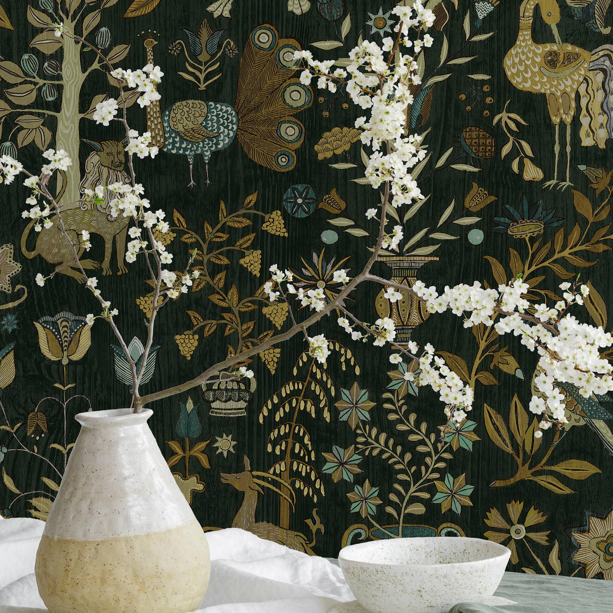 Kravet FABLE GARDEN 11 Wallpaper