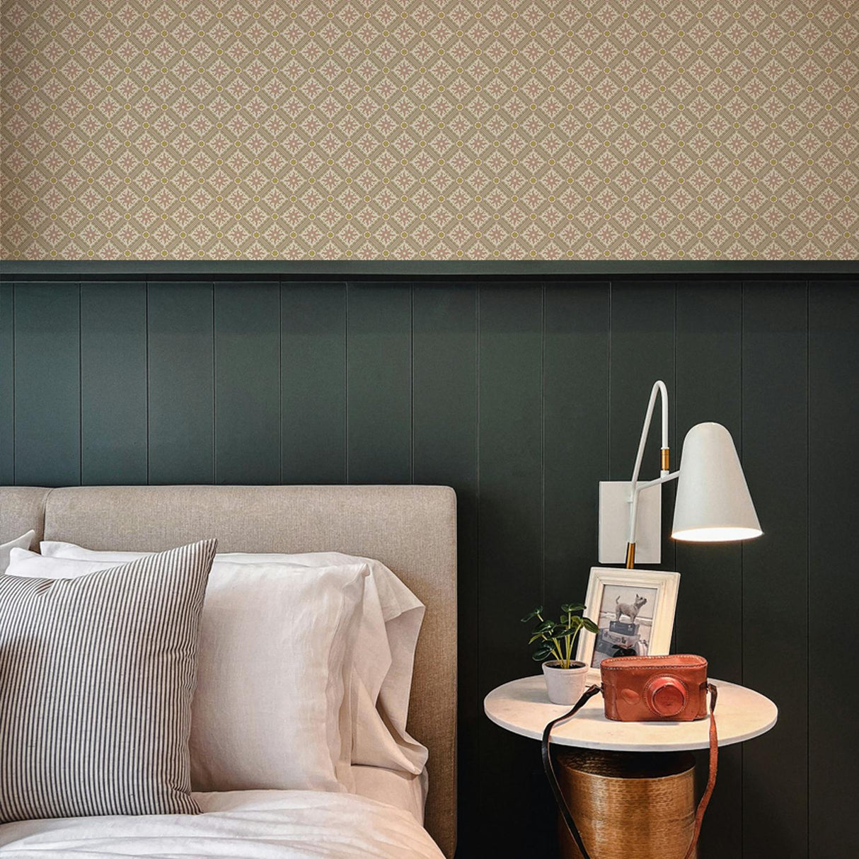 Kravet NOVA AND SOL 01 Wallpaper