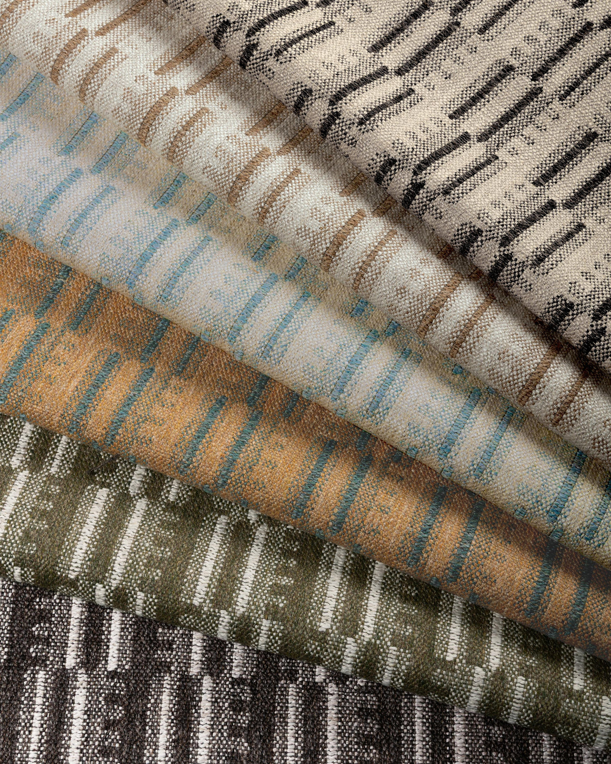 Lee Jofa STRATUM BONE/SANDSTONE Upholstery Fabric