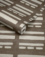 Lee Jofa SIFT WC ESPRESSO/CREAM Wallpaper