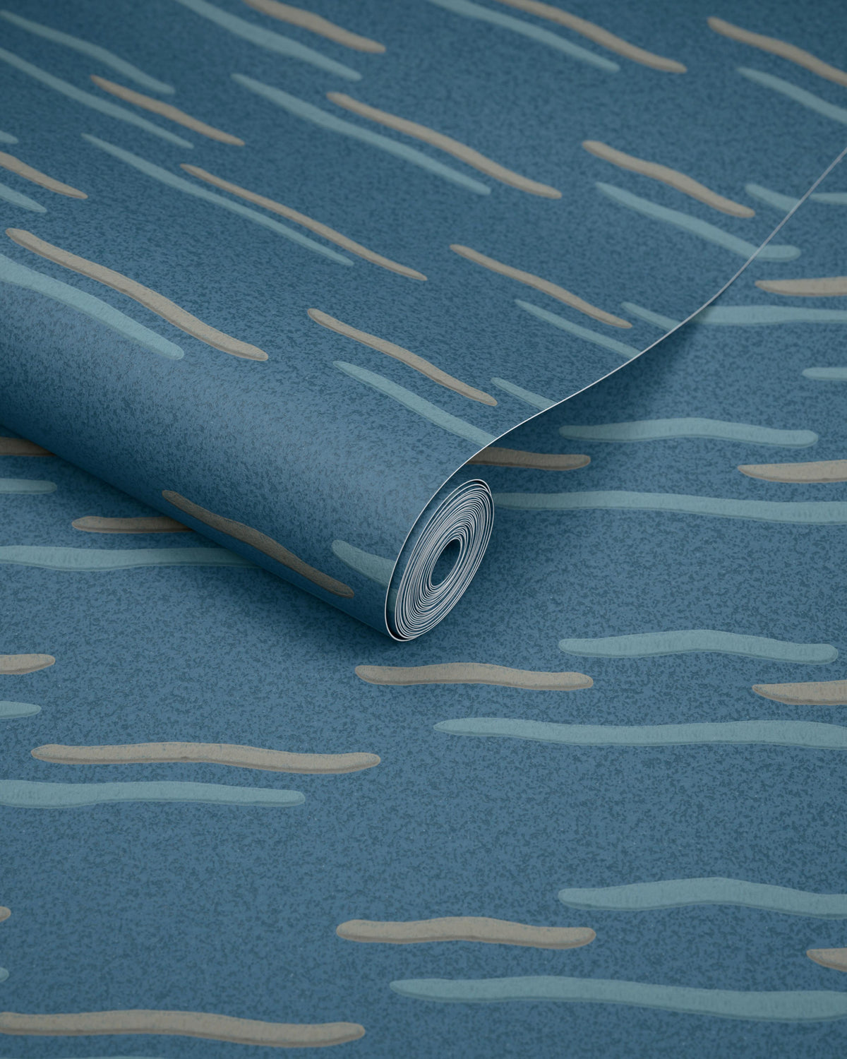 Lee Jofa MAR PAPER AQUALIS Wallpaper