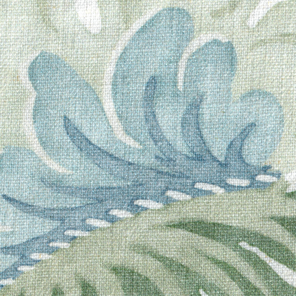 Lee Jofa BLOOMFIELD PRINT SEAMIST Fabric