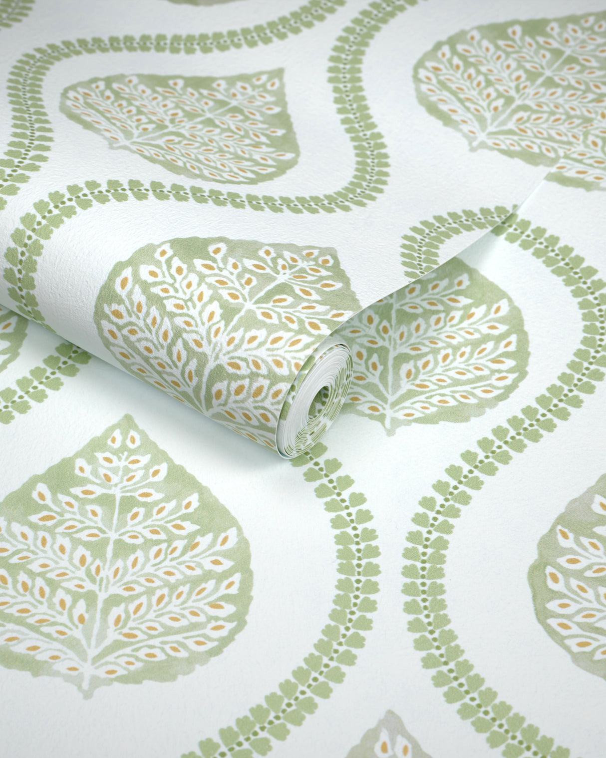 Lee Jofa ELSIE PAPER LEAF Wallpaper