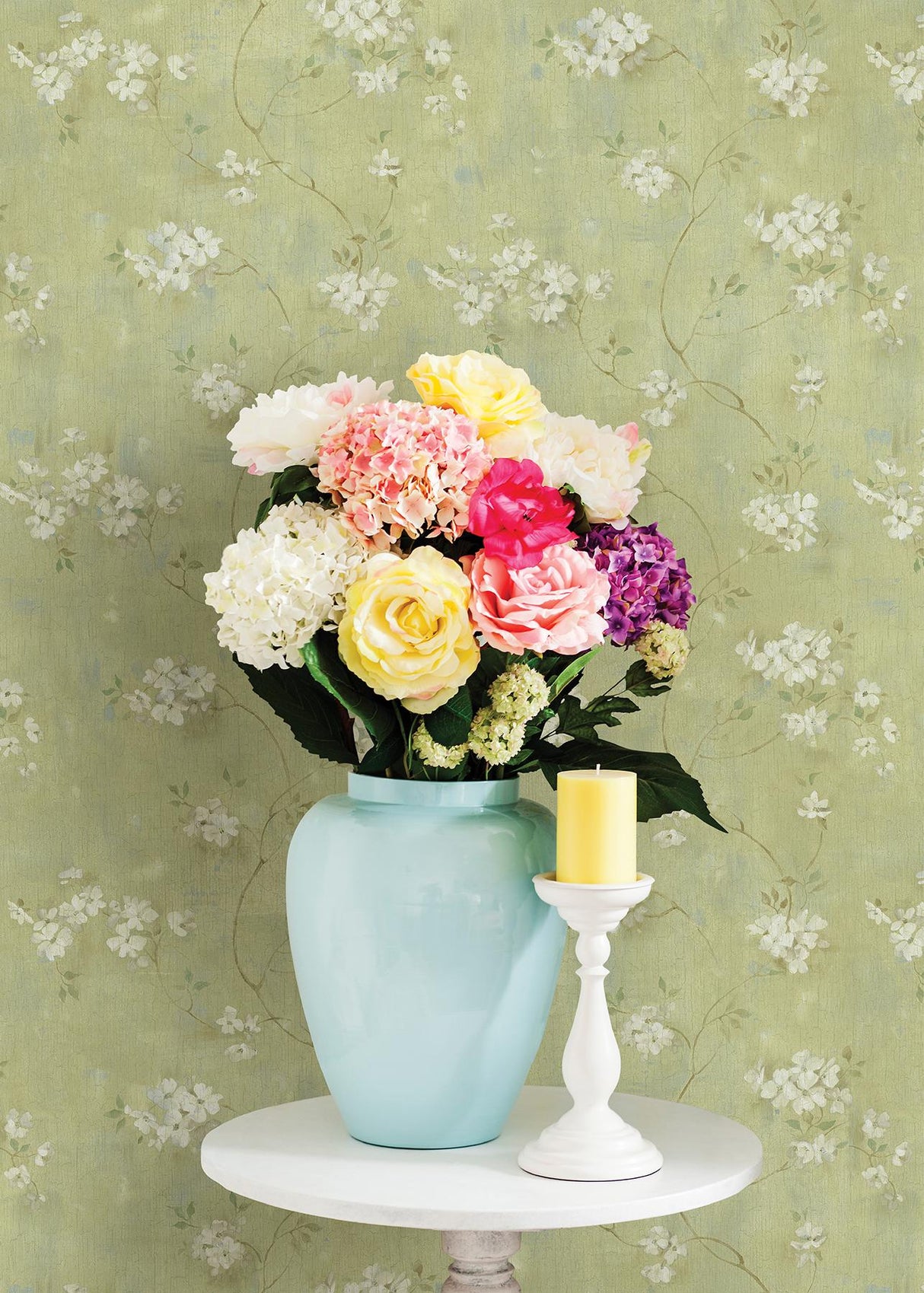York Dixie Green Floral Trail Wallpaper