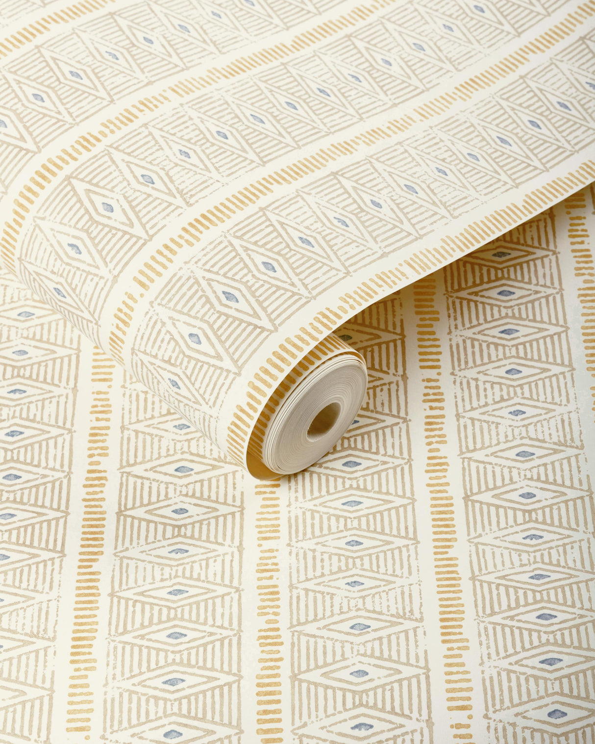 Lee Jofa HAWKINS WC WHEAT Wallpaper
