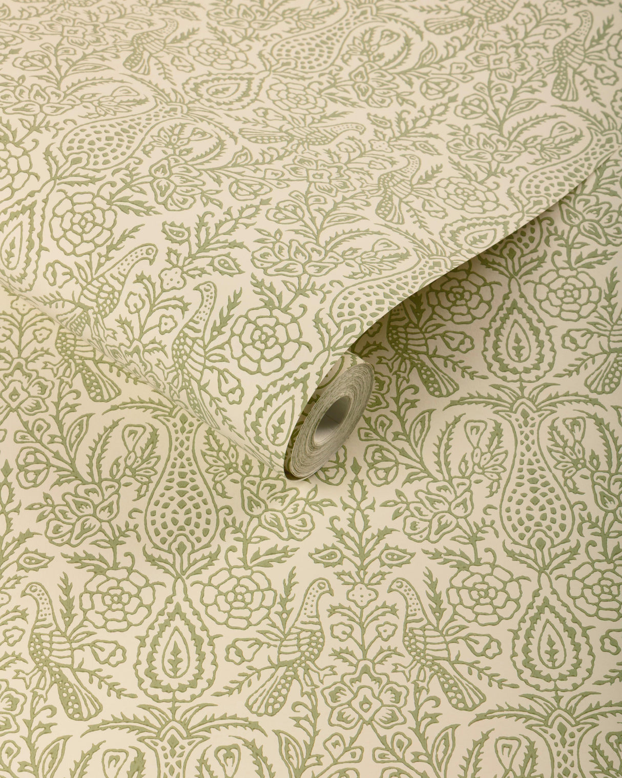 Lee Jofa HAVEN WC LEAF Wallpaper