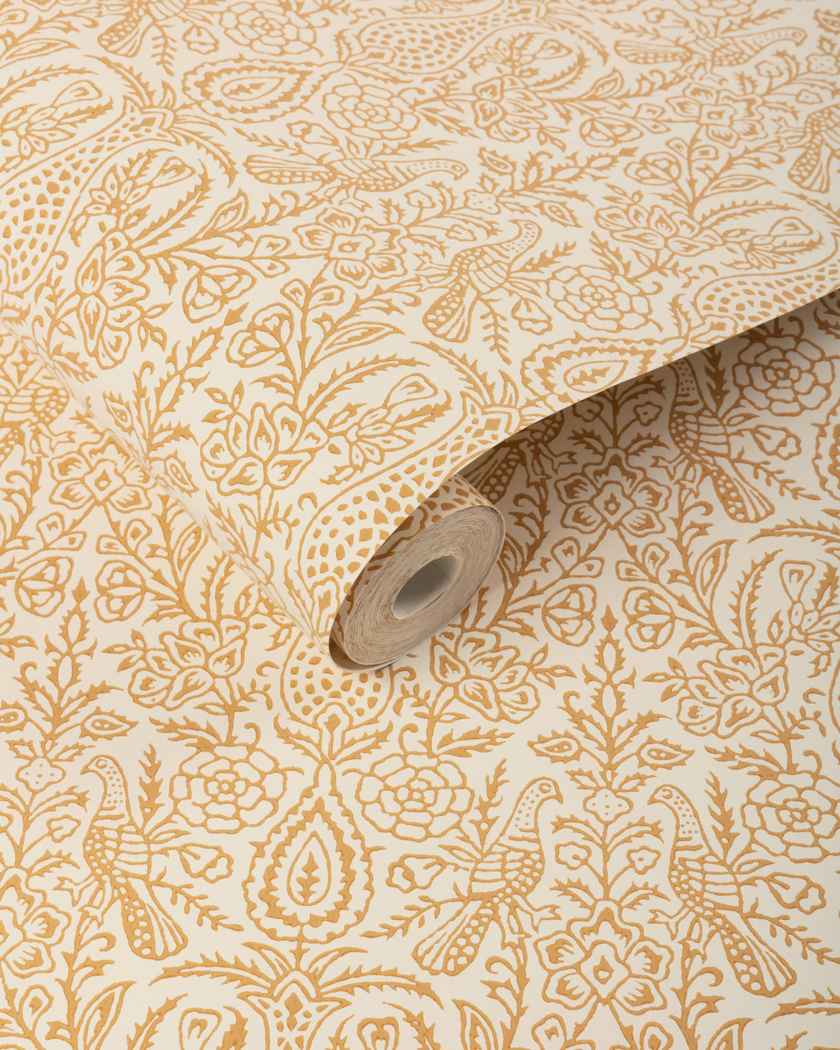 Lee Jofa HAVEN WC GOLD Wallpaper