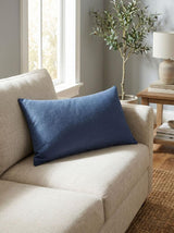 Livabliss Dilip DLI-008 22"L x 22"W Pillow