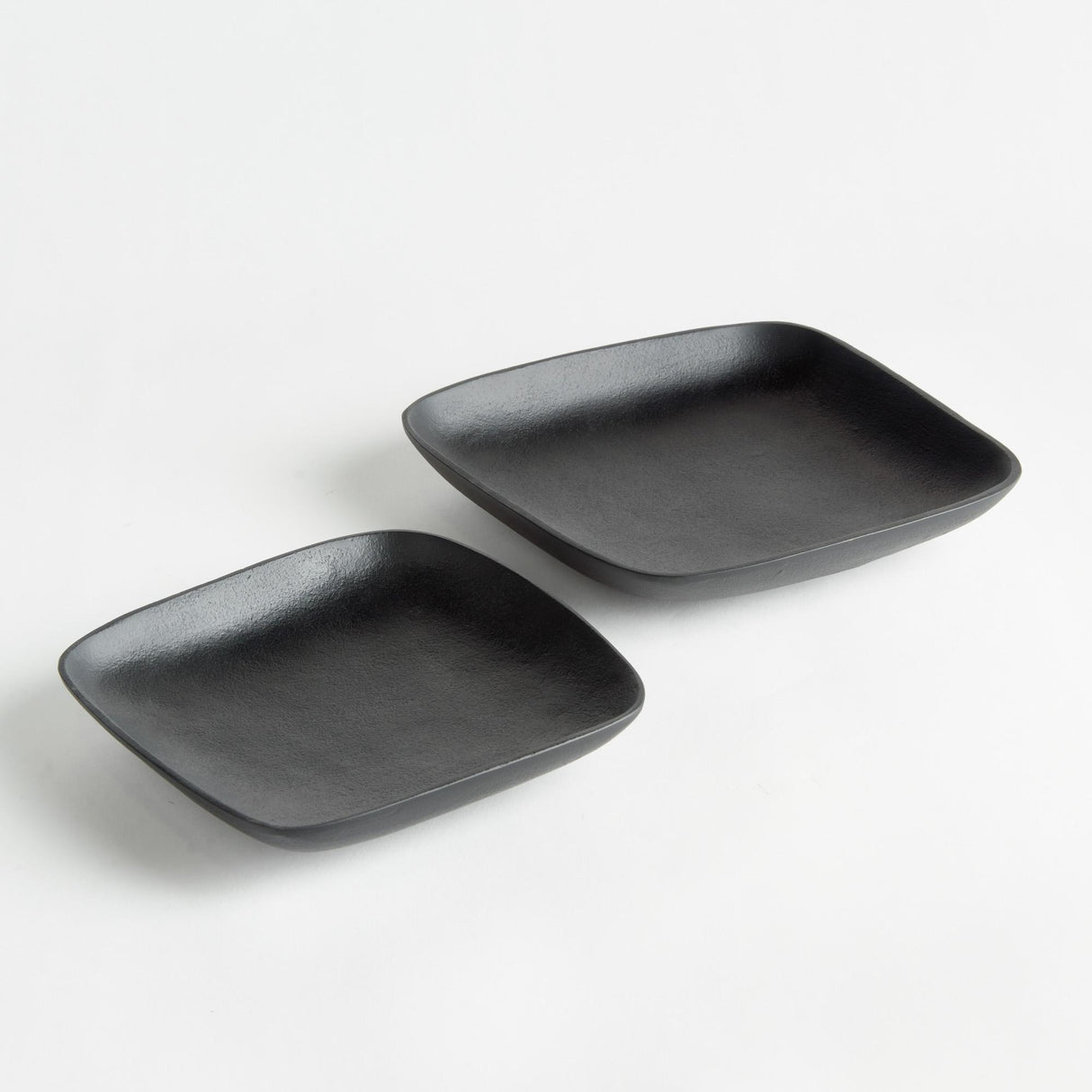 Napa  BENTON DECORATIVE TRAYS ST/2