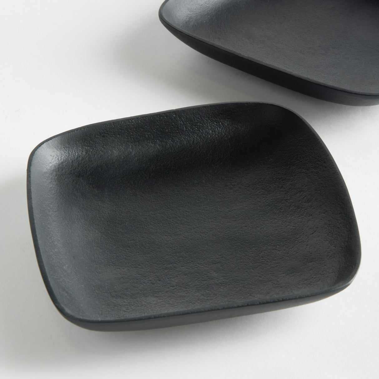Napa  BENTON DECORATIVE TRAYS ST/2