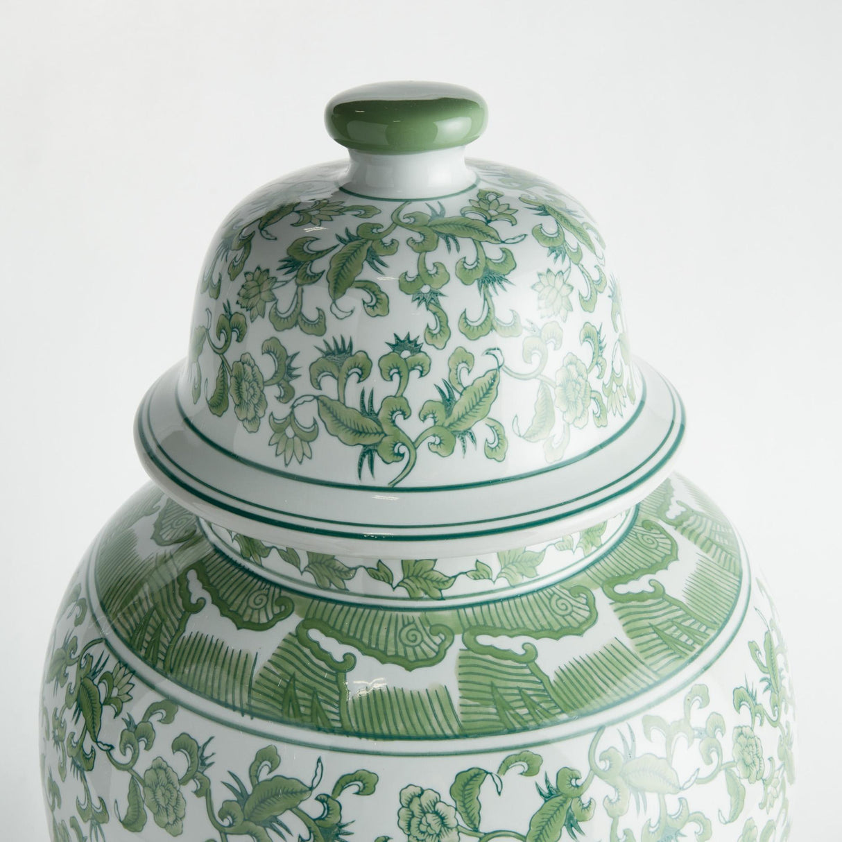 Napa  IMPERIAL BLOSSOM GRANDE LIDDED GINGER JAR