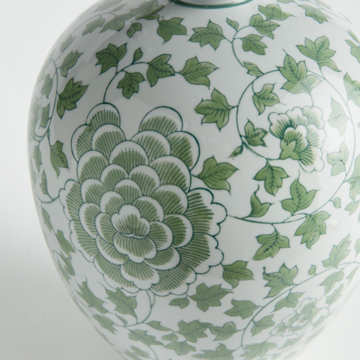 Napa  IMPERIAL IVY BOTTLE VASE
