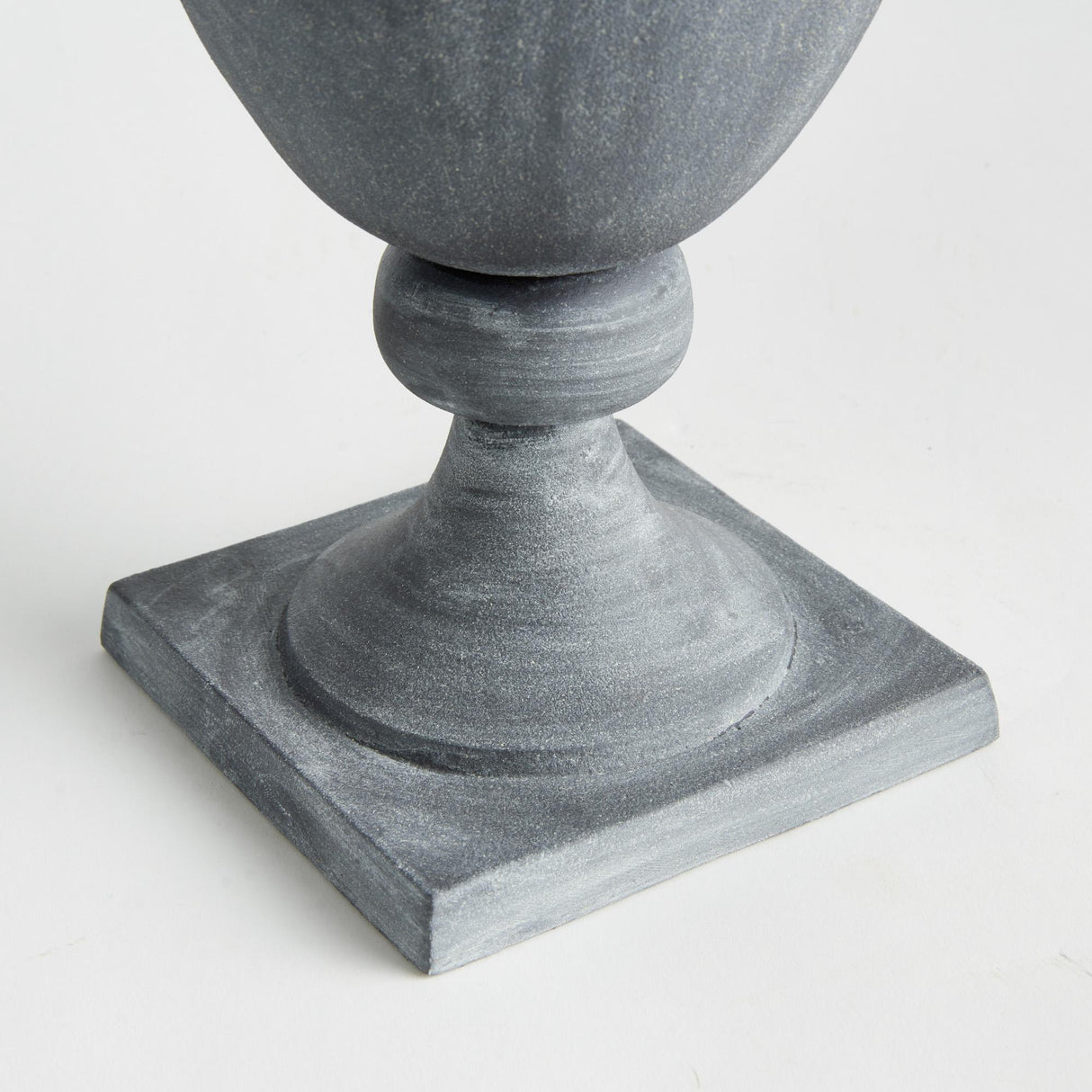 Napa  TERRAZZA FOOTED URN